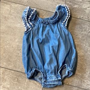 Old Navy Chambray Romper EUC